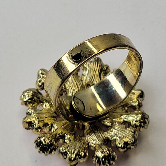 Coral and White Flower Ring,Crystal Floral Ring, Adjustable Flower Ring - Picture 7 of 14